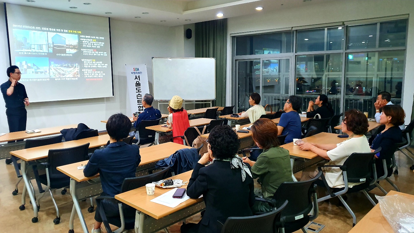 김찬용도슨트3.jpg